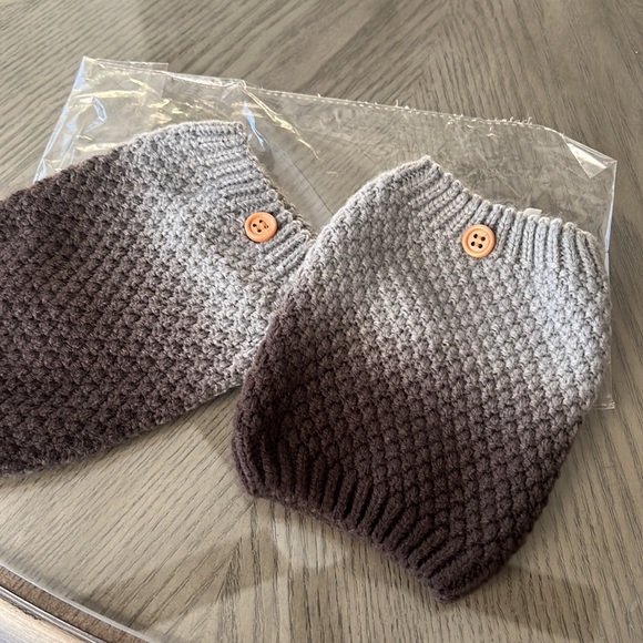 Dark Grey & Grey Ombre Knit Button Boot Cuffs - Picture 3 of 3